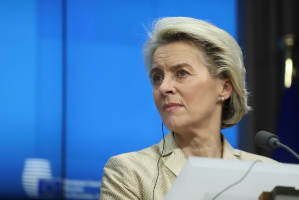 <p>Von der Leyen dice que la UE "no será chantajeada" por Rusia con la energía</p>