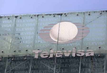Mexicano Grupo Televisa prevé escindir negocio de fútbol y el icónico estadio Azteca