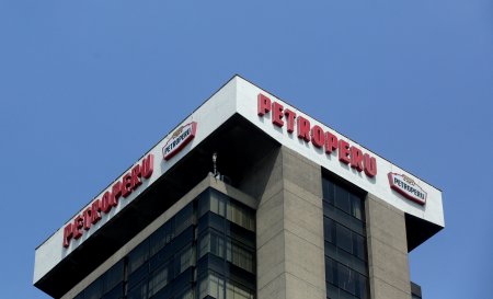 Presidente de estatal Petroperú renuncia en medio de problemas de liquidez de la compañía