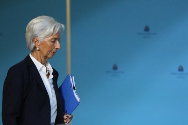 Lagarde confirma que seguirá subiendo los tipos hasta que la inflación regrese al 2%