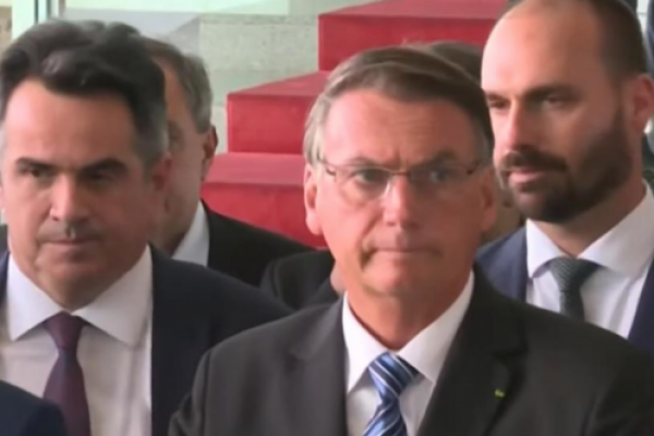<p>Bolsonaro rompe su silencio y evita reconocer victoria de Lula</p>