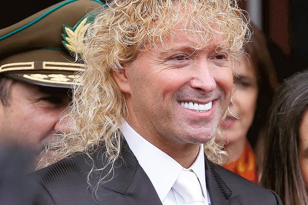 Nueva jugada de Leonardo Farkas para proteger su nombre en internet
