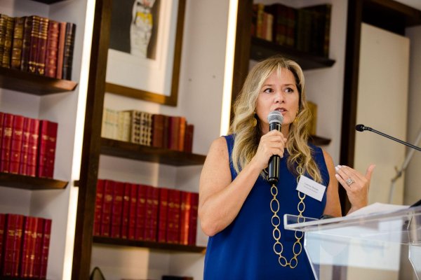 Carmen Román inaugura primer encuentro oficial de Abogadas in-house