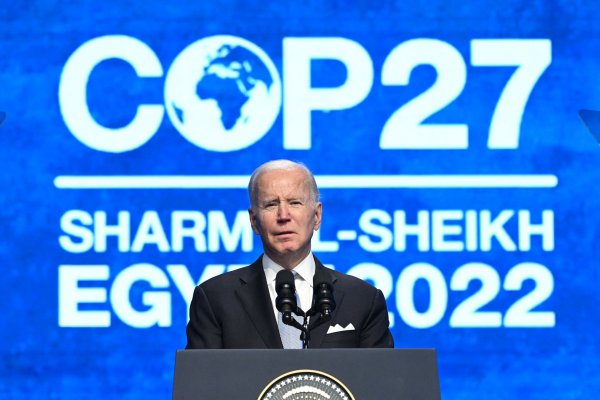 Biden dice que crisis climática afecta "la seguridad económica (...) y la vida misma del planeta"