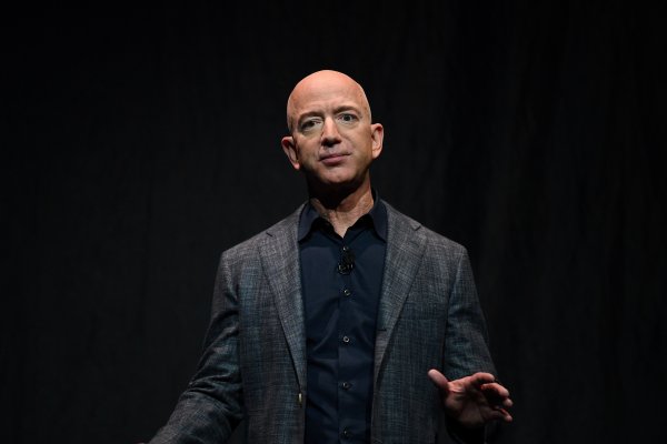 Jeff Bezos planea donar la mayor parte de su fortuna a la caridad