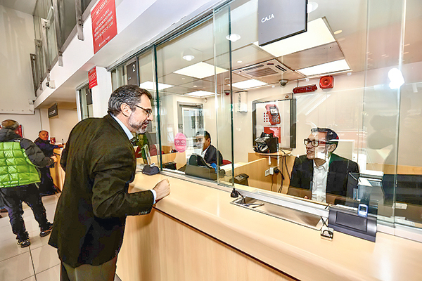 <p>La mano de Román Blanco comienza a sentirse en Santander: nuevo proyecto de centro de pagos y cambio de ejecutivos</p>