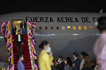 Presidente Boric al arribar a la APEC: "Vamos a profundizar nuestra integración comercial"