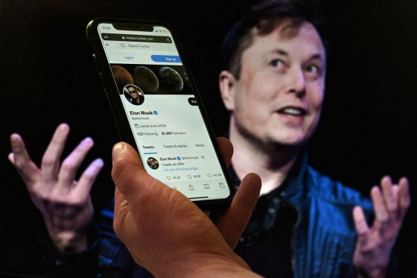 Tómenlo o déjenlo: Musk pide a personal de Twitter que acepte jornadas extenuantes o se irán indemnizados