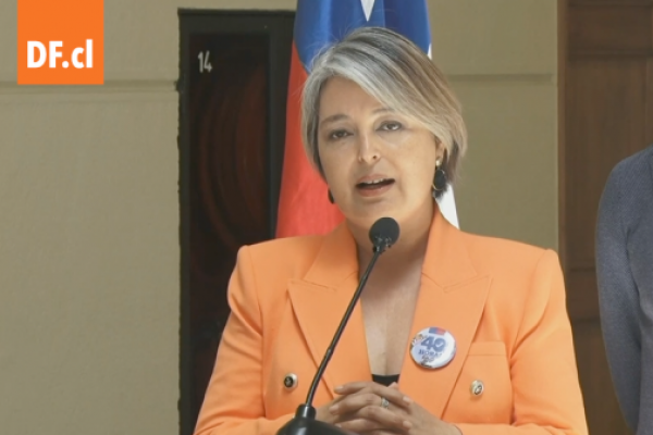 <p>Ahora en DF | 40 horas: comisión de Trabajo aprueba indicaciones en materia de horas extraordinarias</p>