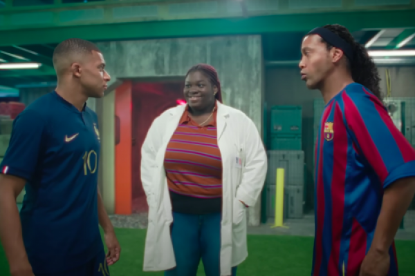 Mbappé vs. Ronaldinho: Nike reúne a leyendas del fútbol en el metaverso