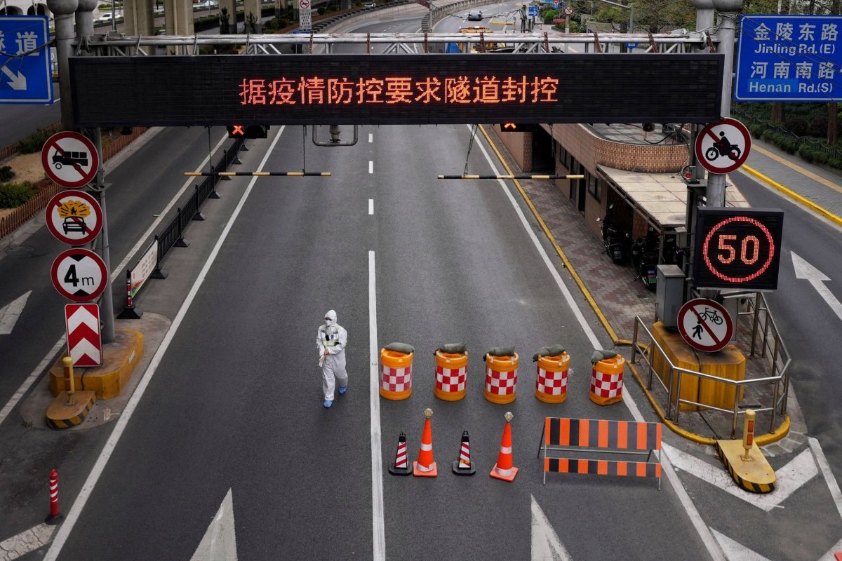 <p>Cambiante política china de Covid aviva la frustración: "Hemos confundido totalmente a los residentes"</p>