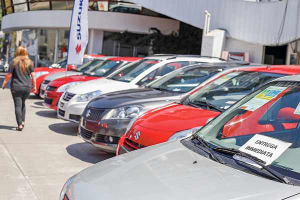 <p>Deterioro de la actividad y alza de la morosidad impacta a financieras automotrices</p>