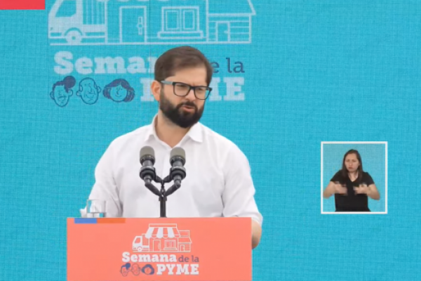 <p>Ahora en DF | Boric anuncia programa "Pyme Ágil" y de fortalecimiento para almacenes y negocios de barrios</p>