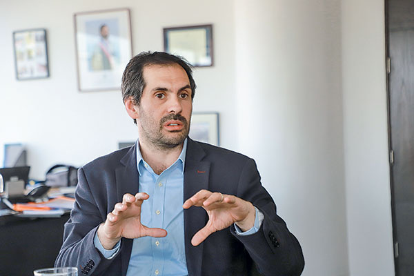 Ministro Grau: “Estamos llegando al momento más bajo de actividad y lo que viene es mejoras cada mes, vamos en la curva ascendente”