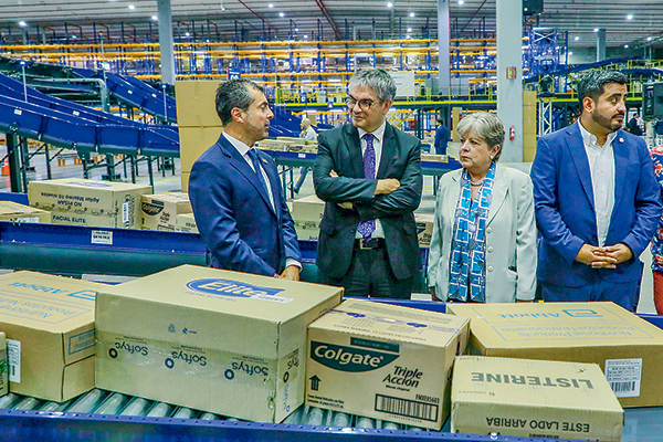 Femsa Salud refuerza su base logística regional con nuevo centro en Chile y próxima apertura en Colombia