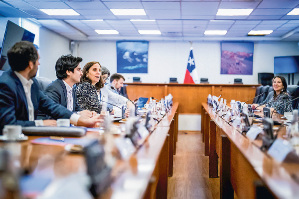 <p>Canciller Urrejola encabezó Consejo Interministerial de Negociaciones Económicas Internacionales. </p>