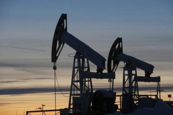 <p>Precios del petróleo suben después del acuerdo de la OPEP+ y los alivios a las restricciones Covid en China</p>