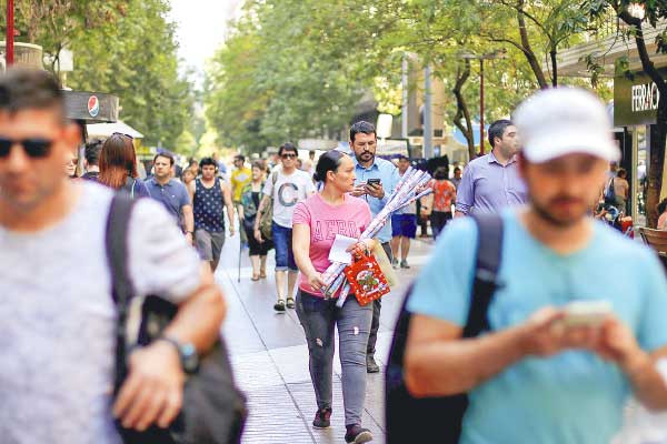 Impuesto personal: 74% está exento y venezolanos lideran entre extranjeros que declaran