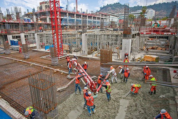 Claves de un IPoM marcado por el sorpresivo IPC: caída de la economía y mal pronóstico en inversión