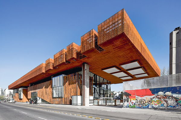 <p>Vantrust llevaría a juicio a grupo de aportantes de fondo de la constructora Claro, Vicuña, Valenzuela</p>