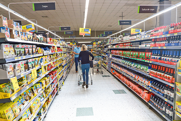 Walmart Chile apela ante la justicia por contratos multifuncionales y tribunal declara admisible la solicitud