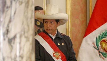 Perú: Boluarte prepara gabinete mientras Castillo estará en prisión preventiva por siete días