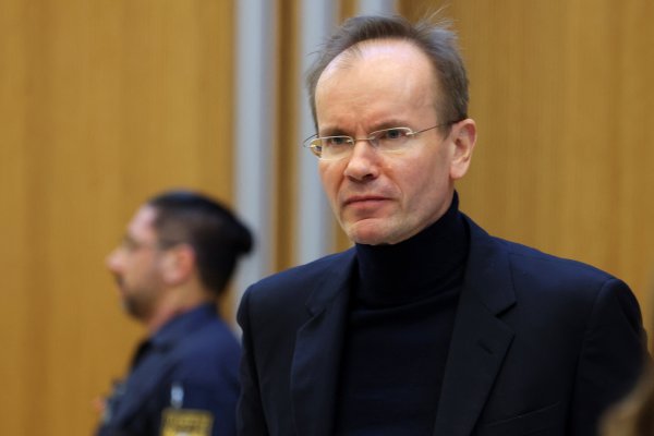 Ejecutivos de Wirecard son acusados ​​de conformar una 'red criminal' en la apertura del juicio