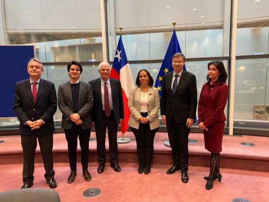 <p>Chile-UE cierran modernización de su acuerdo: casi todos los productos nacionales tendrán preferencias arancelarias</p>