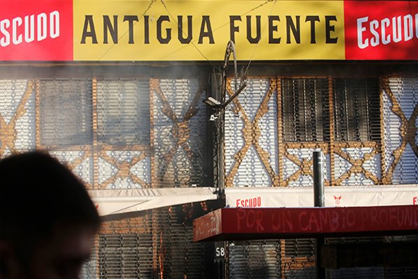 La Antigua Fuente (ex Fuente Alemana) se traslada de Baquedano a MUT en Tobalaba