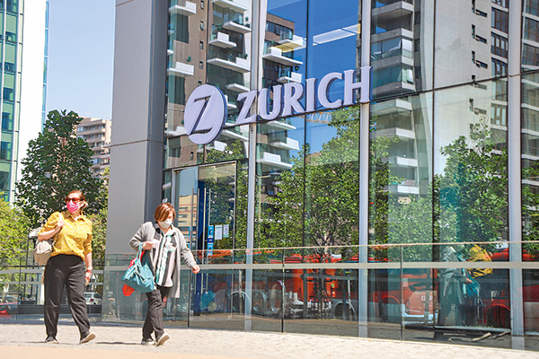 Zurich: "Una resolución rápida del proceso constitucional y la aprobación de una reforma de pensiones probablemente impulsarán la confianza de los inversionistas"