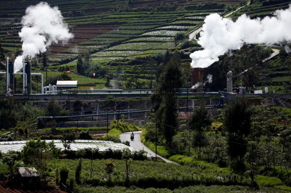 Inversiones necesarias para alcanzar meta de cero emisiones netas en 2030 ascenderían a hasta US$ 12 billones
