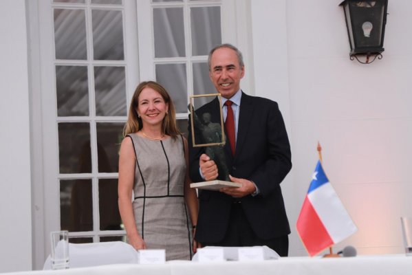 Empresarios oficializan a Ricardo Mewes como nuevo presidente de la CPC y a Susana Jiménez como vicepresidenta