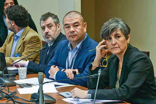 Isapres presionan al Gobierno por lograr fórmula de aplicación del fallo de la Suprema antes del cierre del año