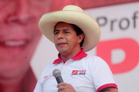 Justicia de Perú extiende prisión preventiva para Castillo por 18 meses: crisis interna se agrava