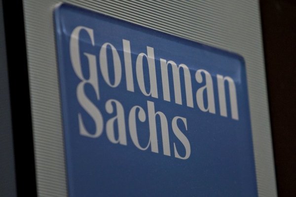 Goldman Sachs planea despedir a unos 4 mil trabajadores, equivalentes a 8% de su plantilla laboral