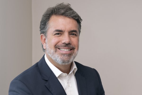 Empresas como Tesla, Toyota y Nissan muestran interés en proyecto de tierras raras de Penco