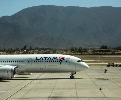 Latam Airlines cierra alianza para la conservación de 575.000 hectáreas en Colombia para compensar emisiones