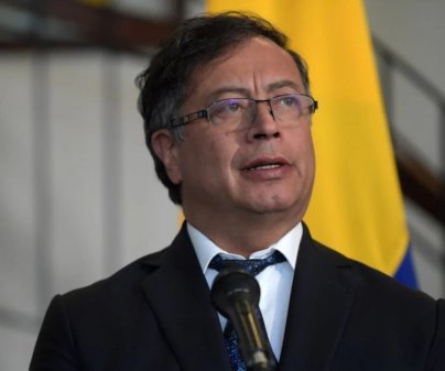 Petro desmiente a presidente de Colpensiones y asegura que no usará ahorros para inversiones en obras públicas