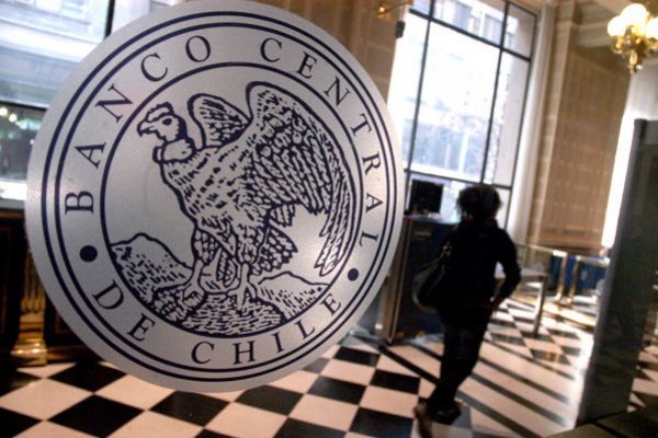Banco Central extiende la renovación de ventas forward de dólares por valor de US$ 9 mil millones