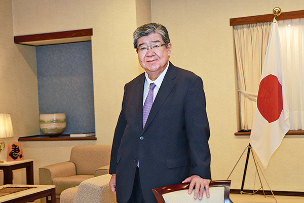 <p>Shibuya Kazuhisa, embajador de Japón. Foto: Julio Castro</p>