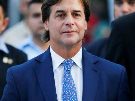Escándalo de pasaportes falsos sacude a Uruguay y amenaza su reputación como país menos corrupto de Latinoamérica