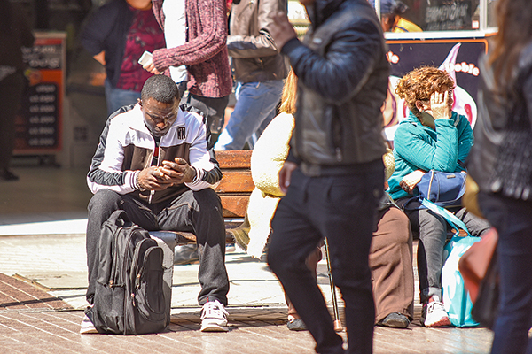 Sube el desempleo entre la población extranjera en el país
