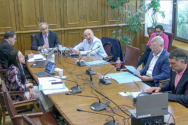 Crisis de isapres: clínicas alertan alza de deuda y “altísimo riesgo” por boletas de garantía bancarias