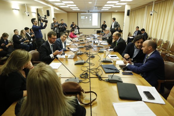 Comisión de Constitución de la Cámara aprueba idea de legislar de la reforma que habilita el nuevo proceso constituyente