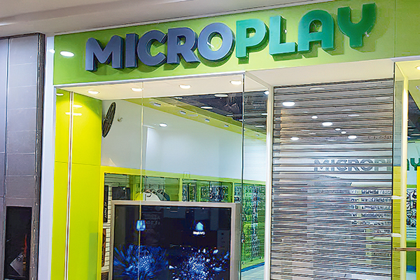 Saqueos, cierre prolongado de tiendas y alza del dólar: la justificación de Microplay para pedir su quiebra