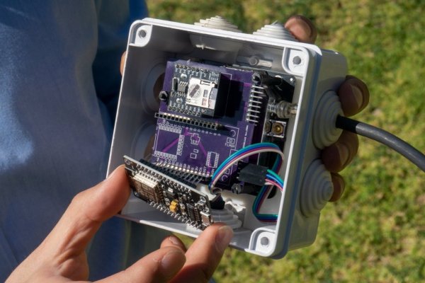 Airflux, la startup que desarrolló un sistema de monitoreo ambiental inteligente, alista llegada a Colombia