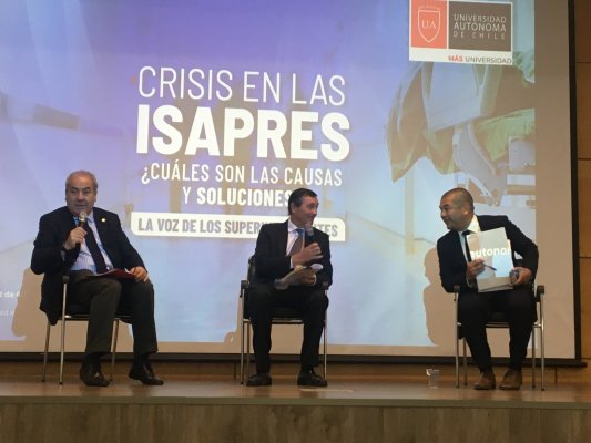Isapres siguen en vilo: Superintendente asegura que no las dejará caer, pero no habrá una interpretación rápida del fallo de la Suprema