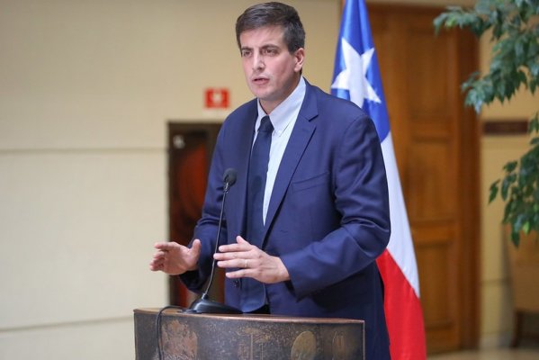 Diputado Diego Schalper: “Para mí no fue un sorpresa que los días posteriores al acuerdo los indicadores de riesgo del país hayan bajado”