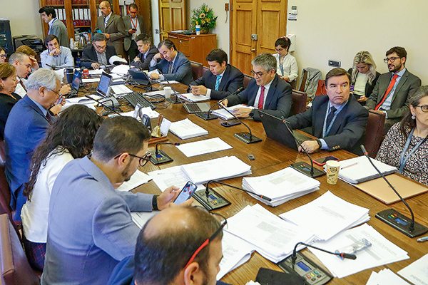Reforma tributaria: crece posibilidad de que la Cámara la vote recién en marzo