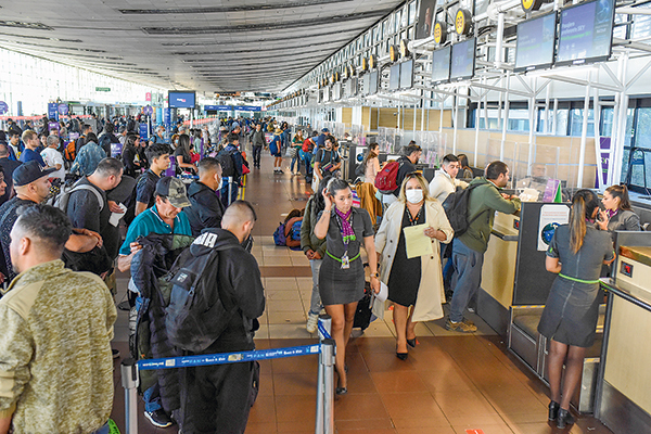 <p>El año cerró para las aerolíneas con un 22% menos de pasajeros transportados respecto a 2019</p>